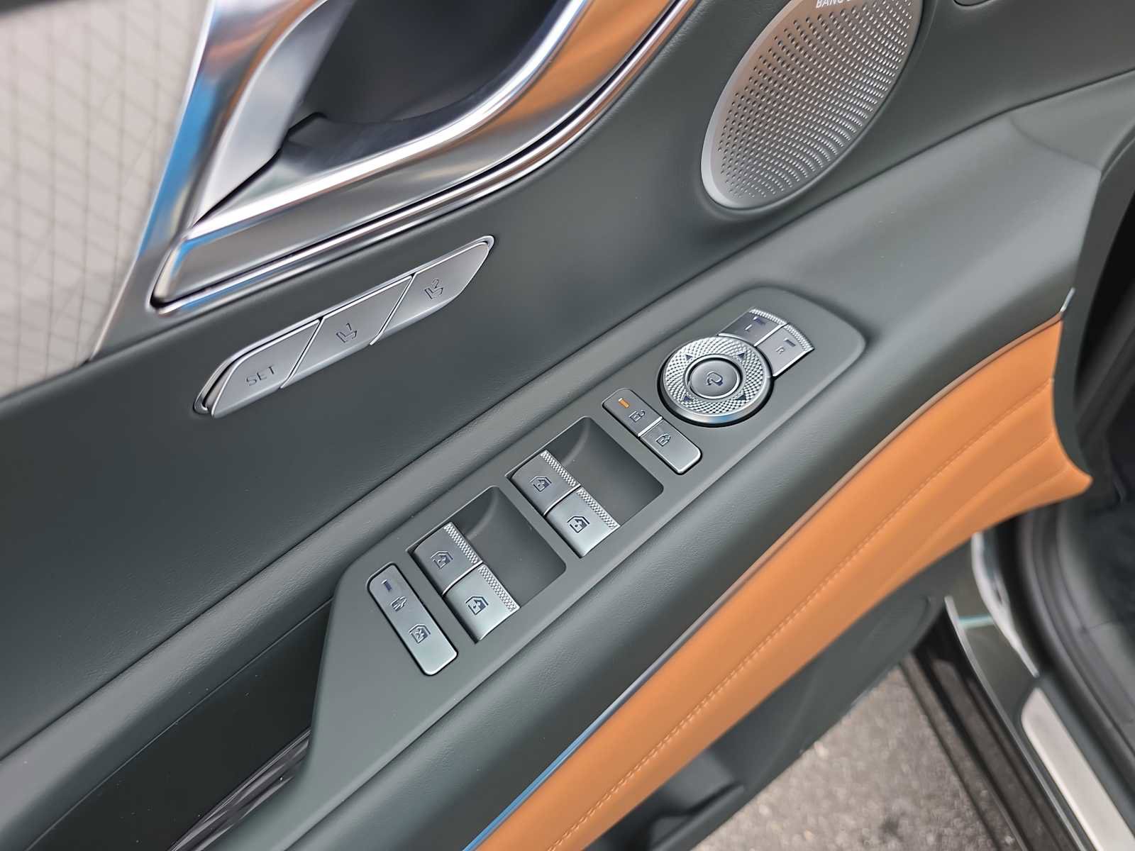 New 2026 Genesis GV80 2.5T Advanced image 16