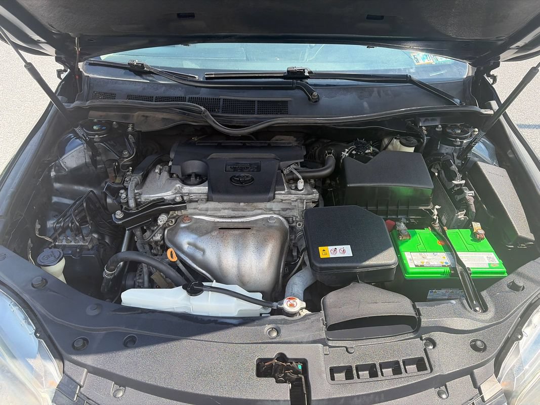 Used 2017 Toyota Camry SE FWD image 27
