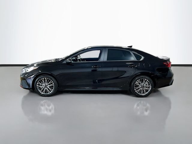 Certified 2024 Kia Forte GT-Line FWD image 4