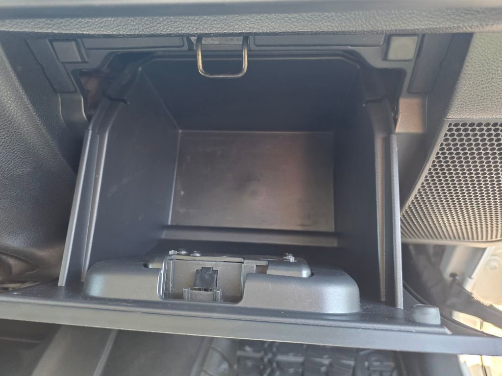 Used 2017 Jeep Wrangler Unlimited Willys image 40