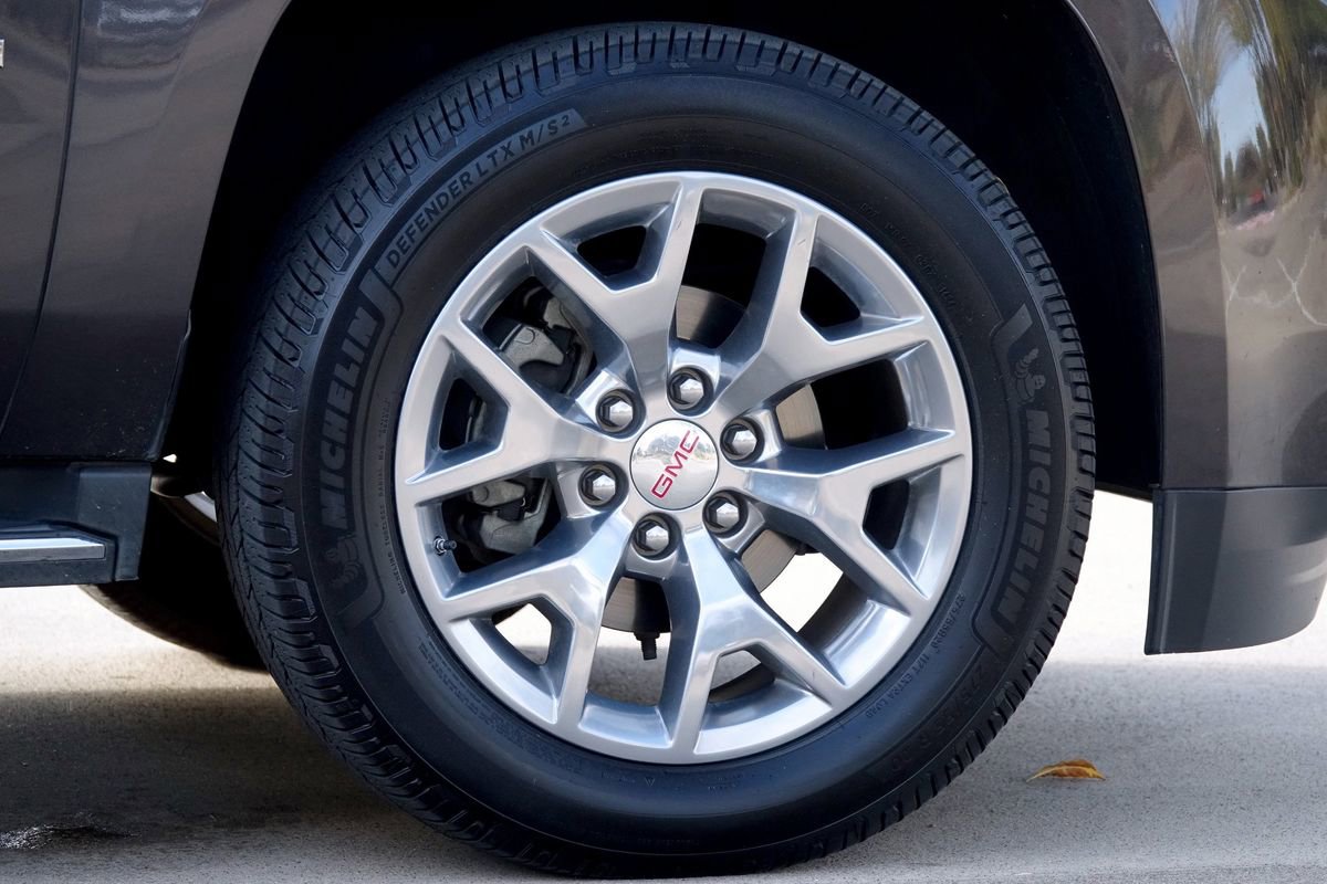 Used 2018 GMC Yukon SLT w/ Open Road Package image 31