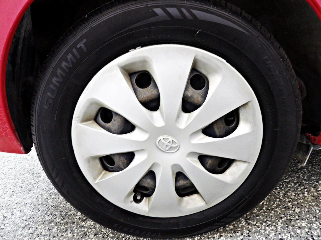 Used 2014 Toyota Prius C Two image 19
