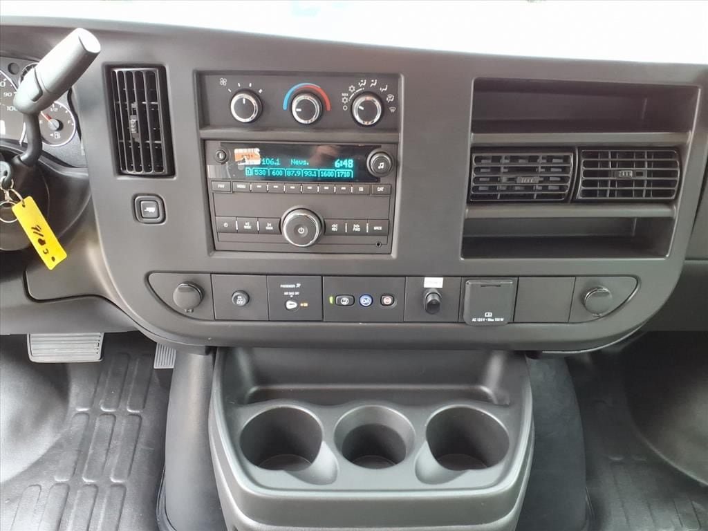 New 2025 Chevrolet Express 3500 w/ Power Convenience Package RWD image 19