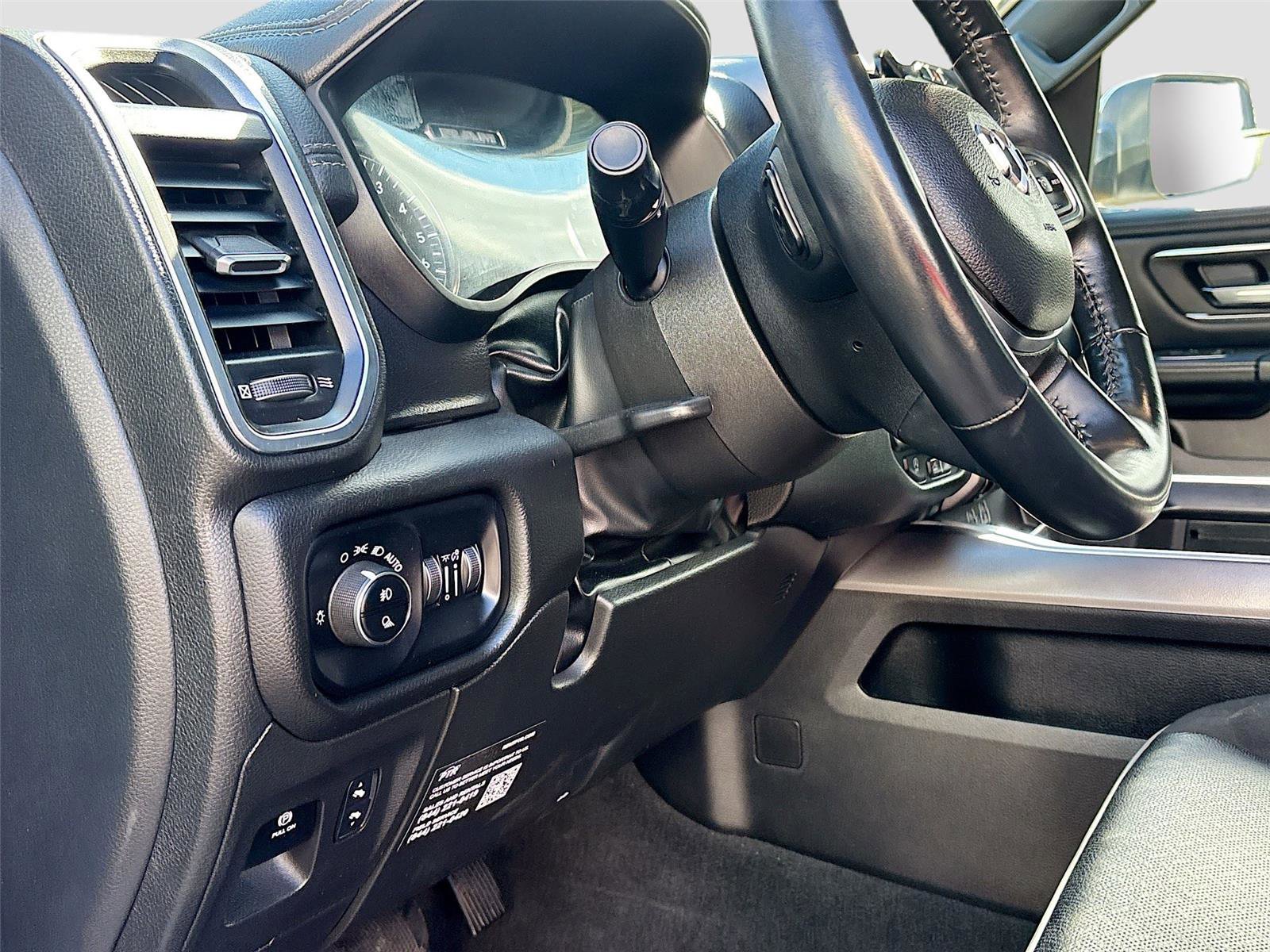 Used 2023 RAM 1500 Laramie image 11