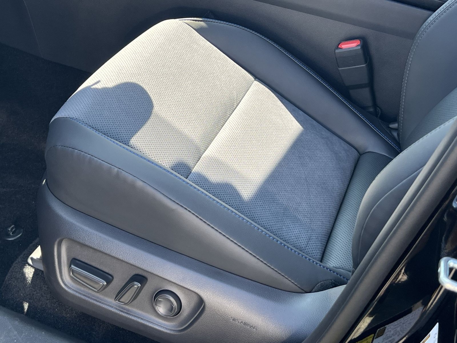 New 2026 Toyota RAV4 XSE AWD/4WD image 8