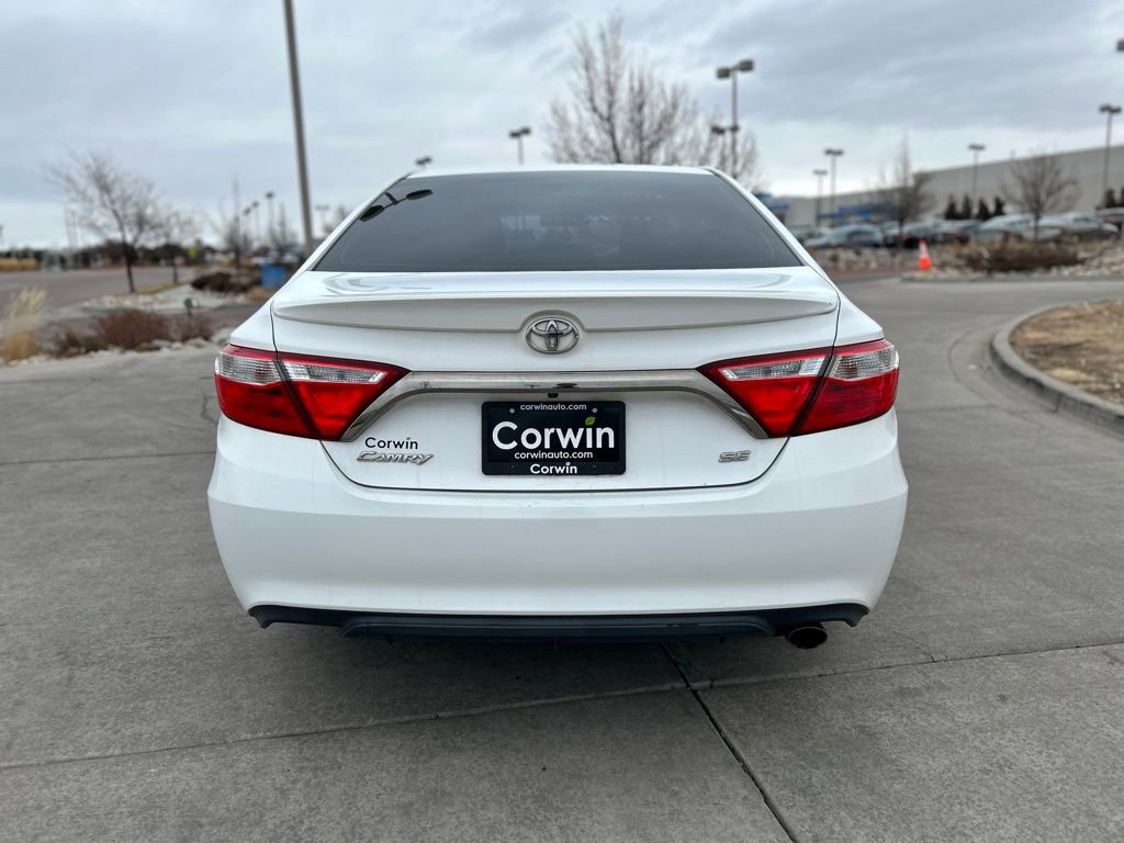 Used 2016 Toyota Camry SE image 6
