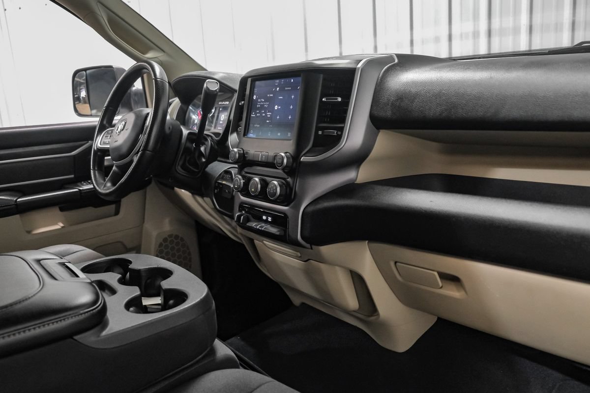 Used 2022 RAM 3500 Big Horn AWD/4WD image 12
