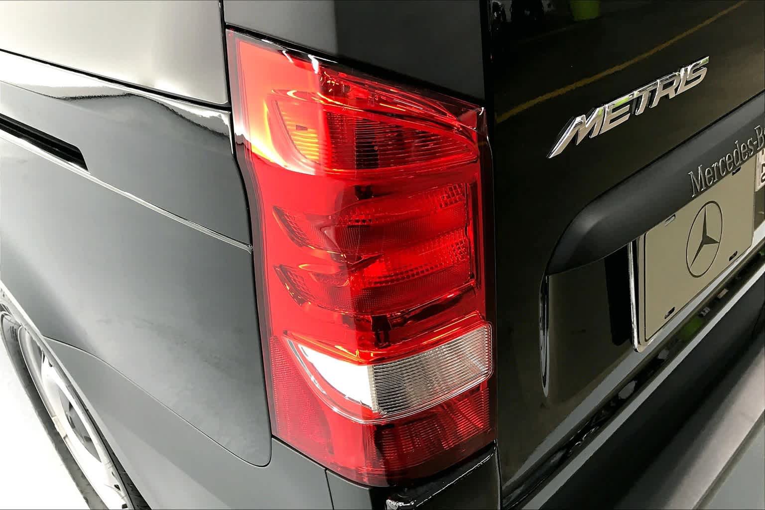 Used 2019 Mercedes-Benz Metris Passenger image 25