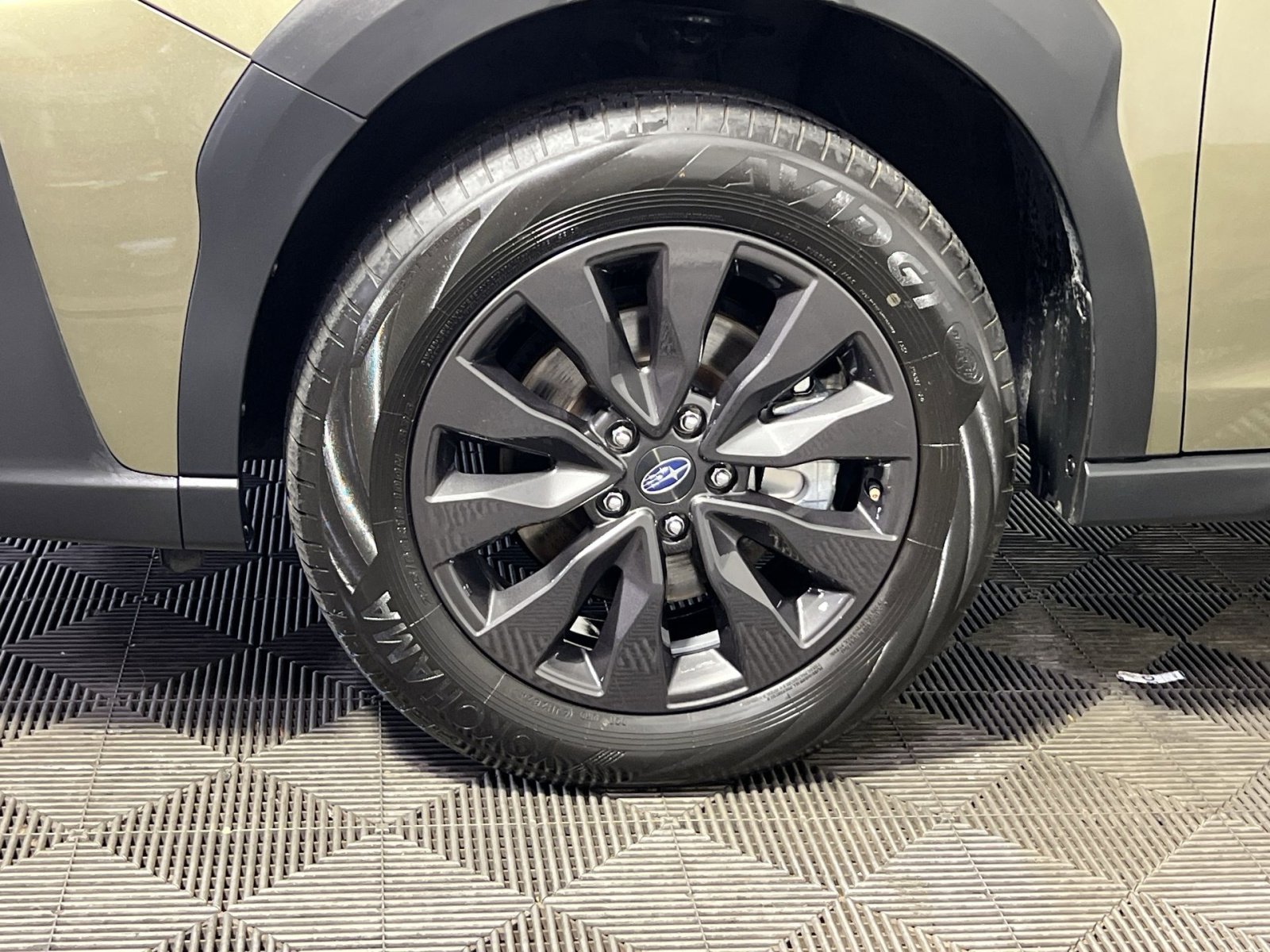 Used 2025 Subaru Outback Onyx Edition AWD/4WD image 13