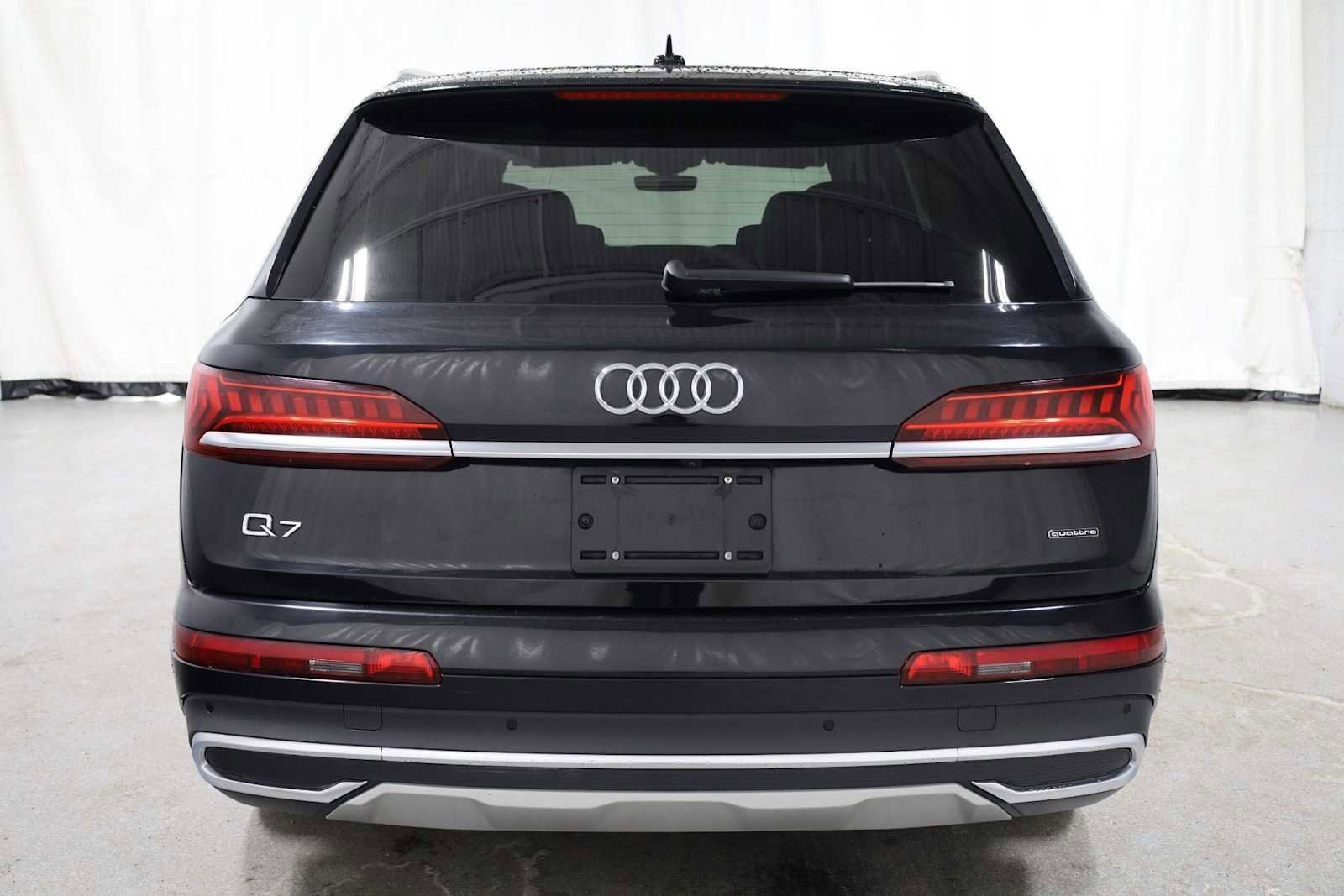 Used 2022 Audi Q7 Premium Plus image 7