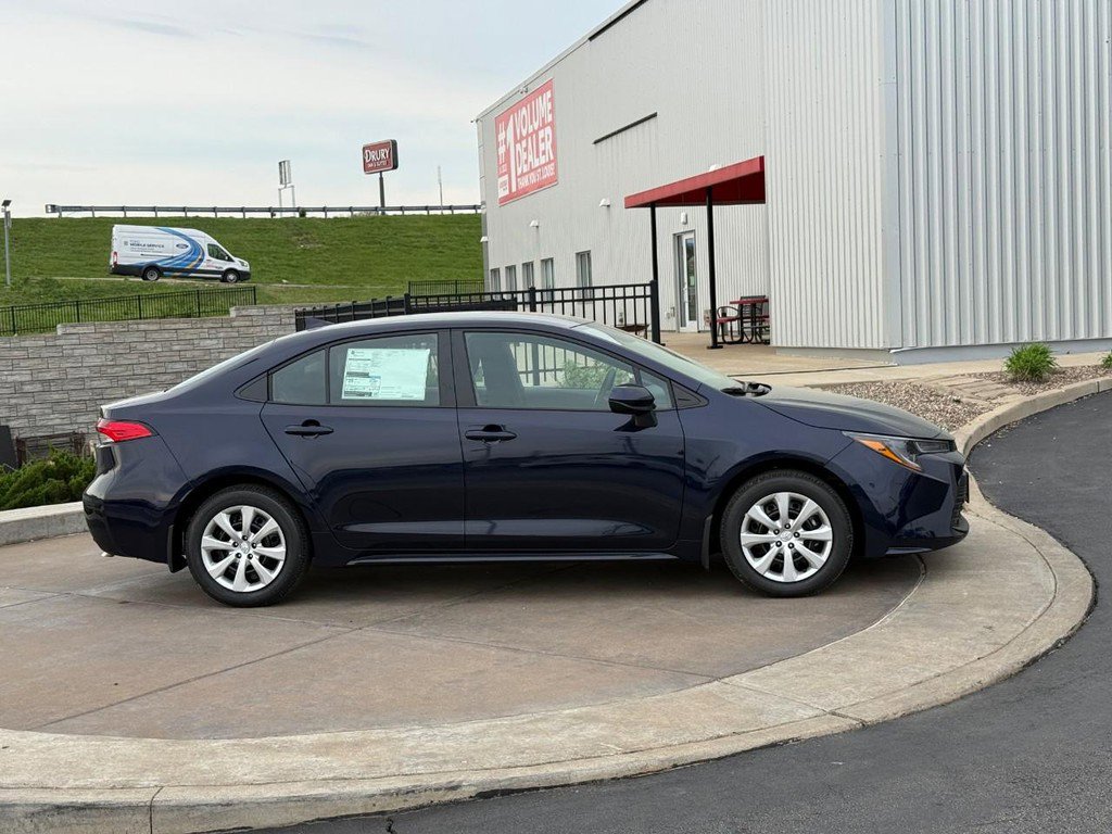 New 2026 Toyota Corolla LE FWD image 2