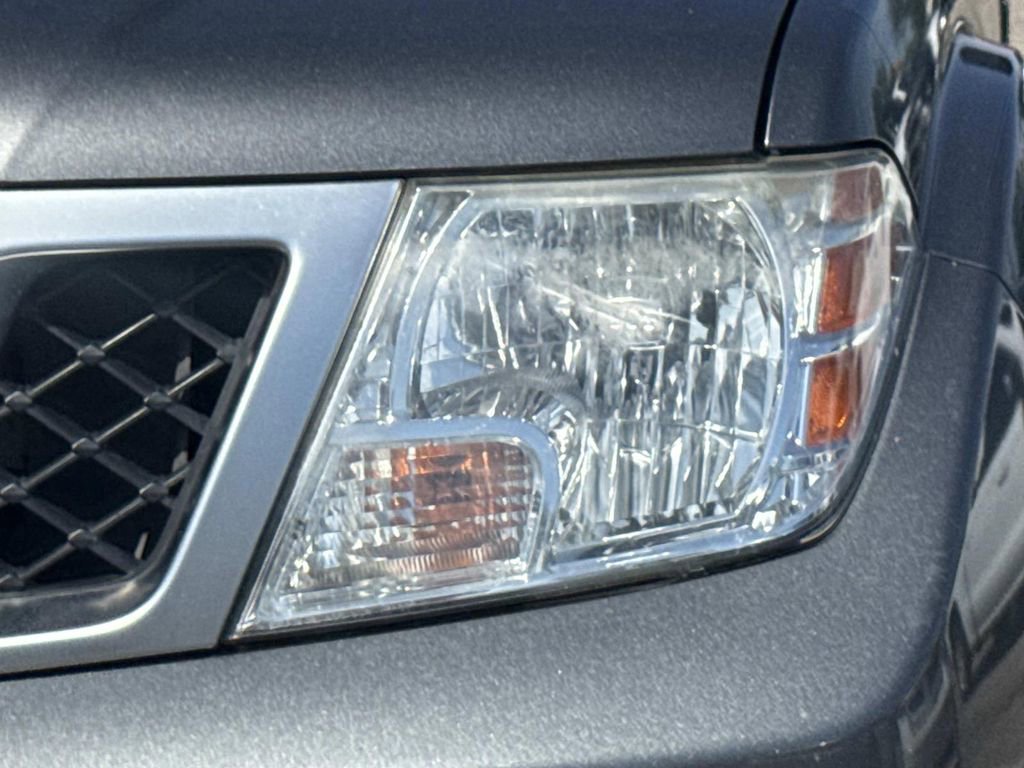 Certified 2020 Nissan Frontier SV RWD image 10