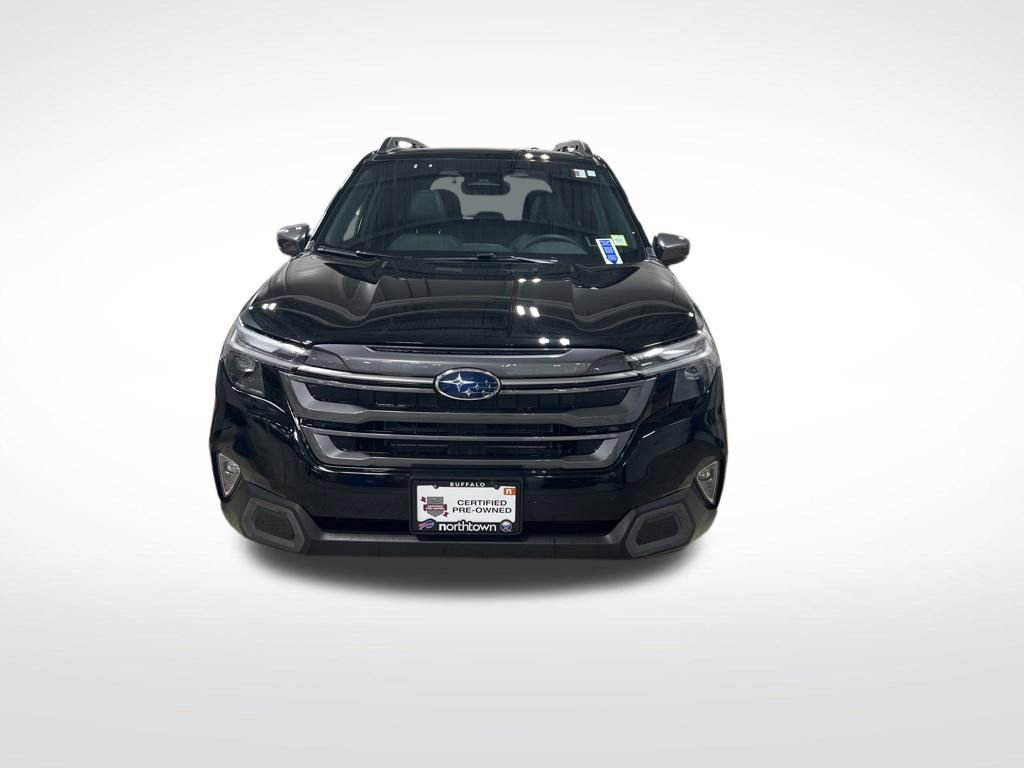 Certified 2025 Subaru Forester Limited image 2