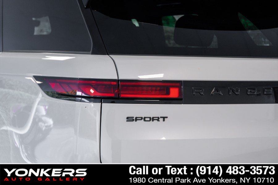 Used 2024 Land Rover Range Rover Sport Dynamic SE AWD/4WD image 20