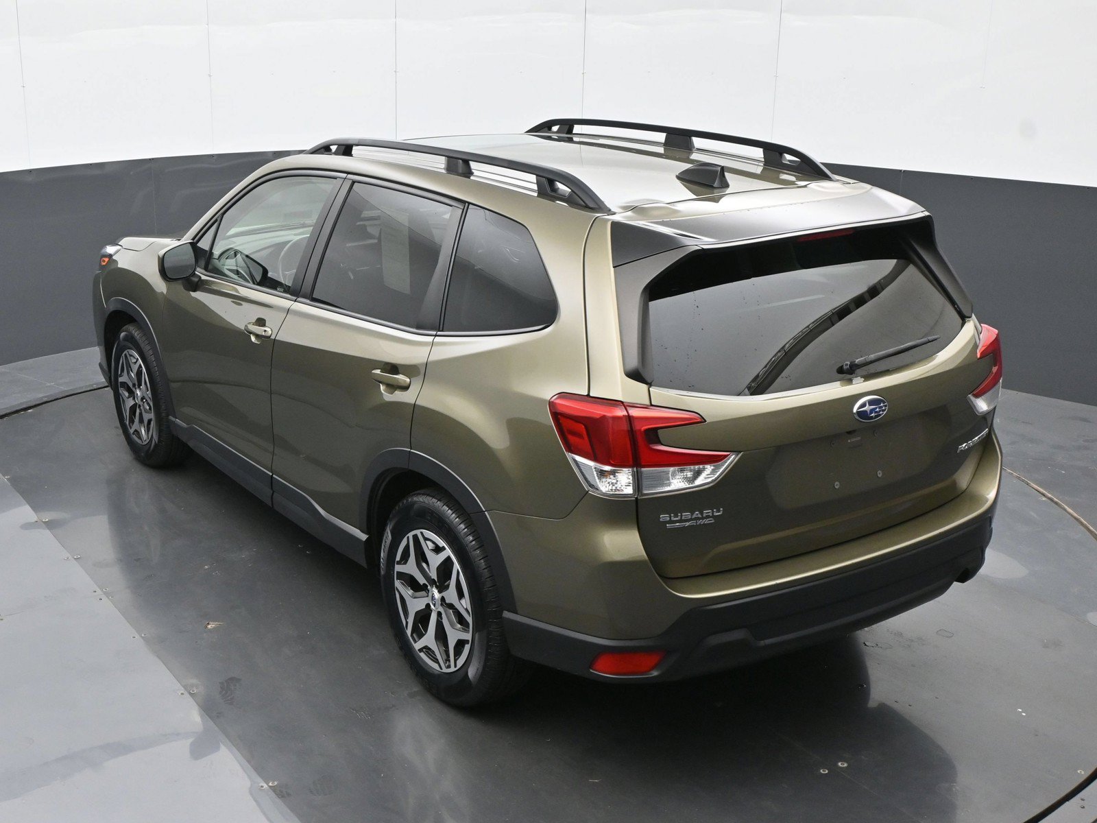 Used 2024 Subaru Forester Premium AWD/4WD image 35