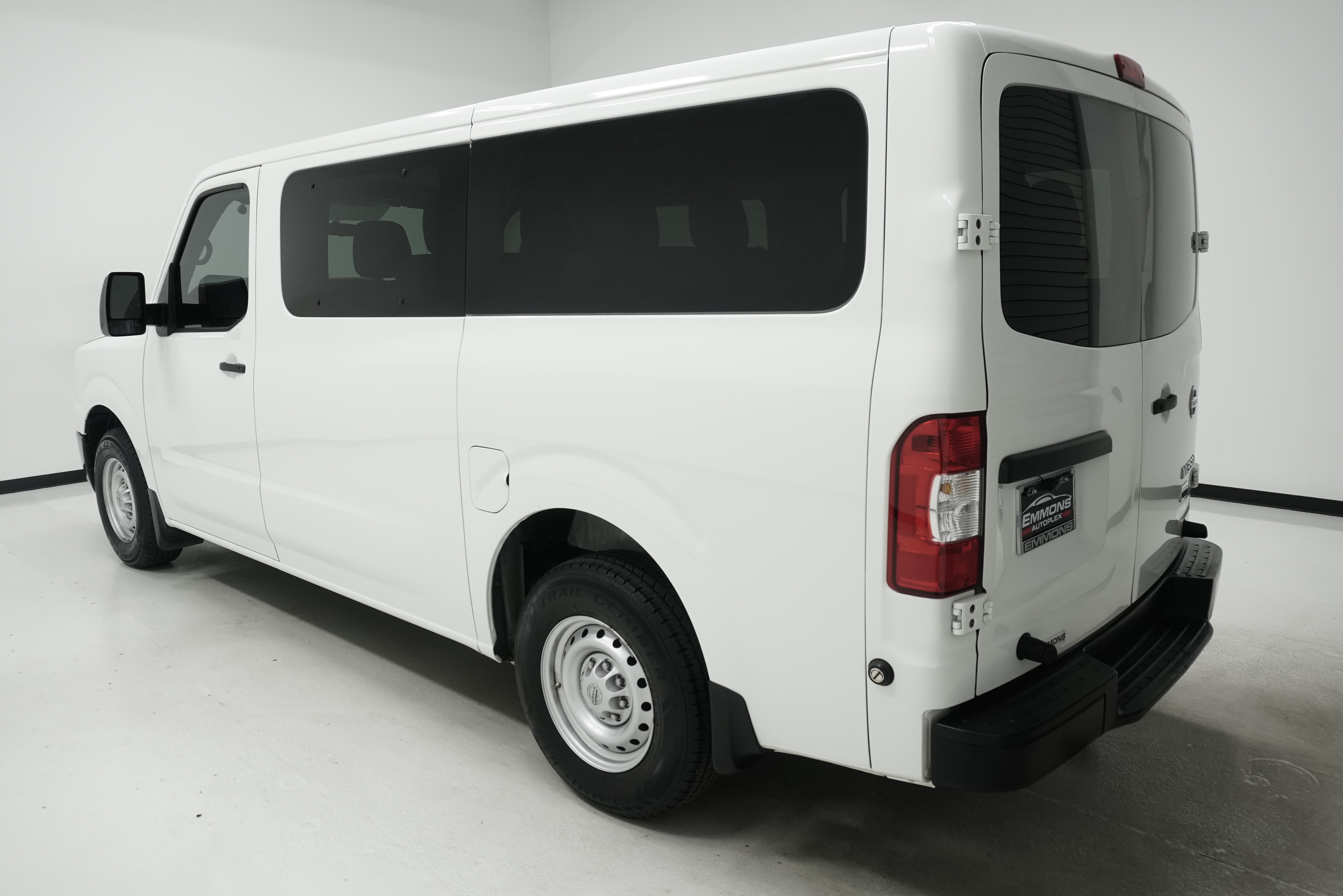 Used 2016 Nissan NV 3500 S w/ Power Package RWD image 4