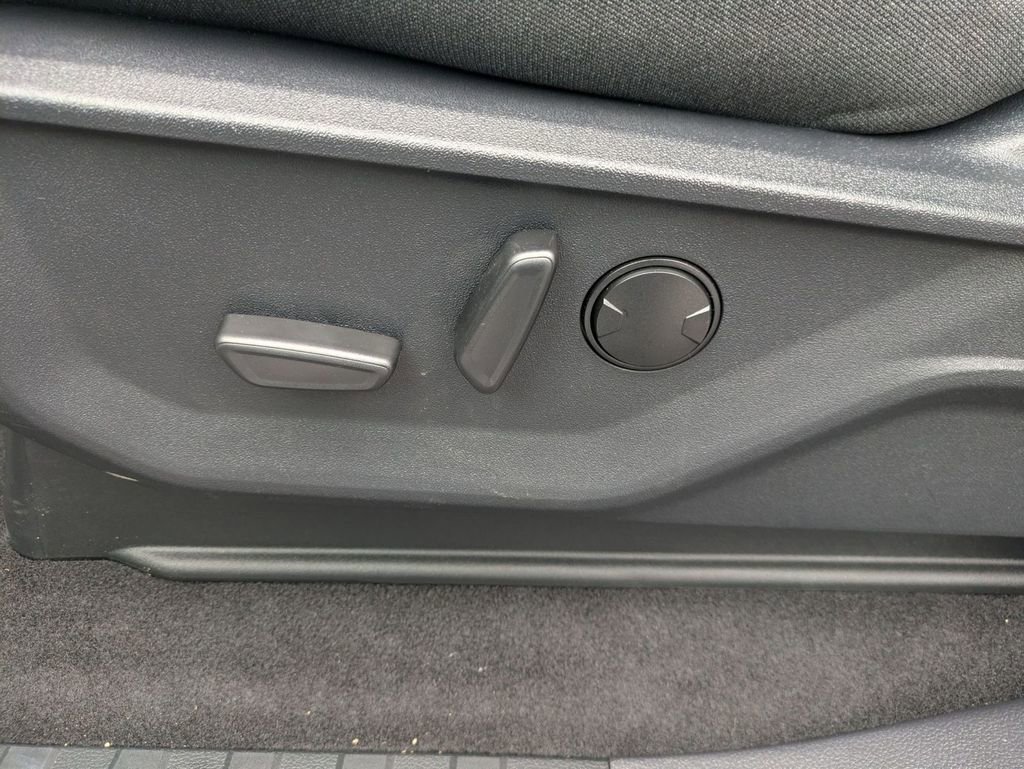 New 2024 Ford F150 XLT w/ Equipment Group 302A MID image 22