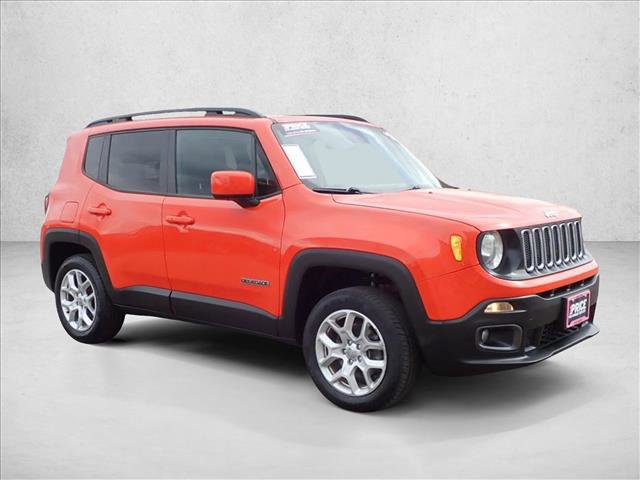 Used 2017 Jeep Renegade Latitude w/ Cold Weather Group image 6