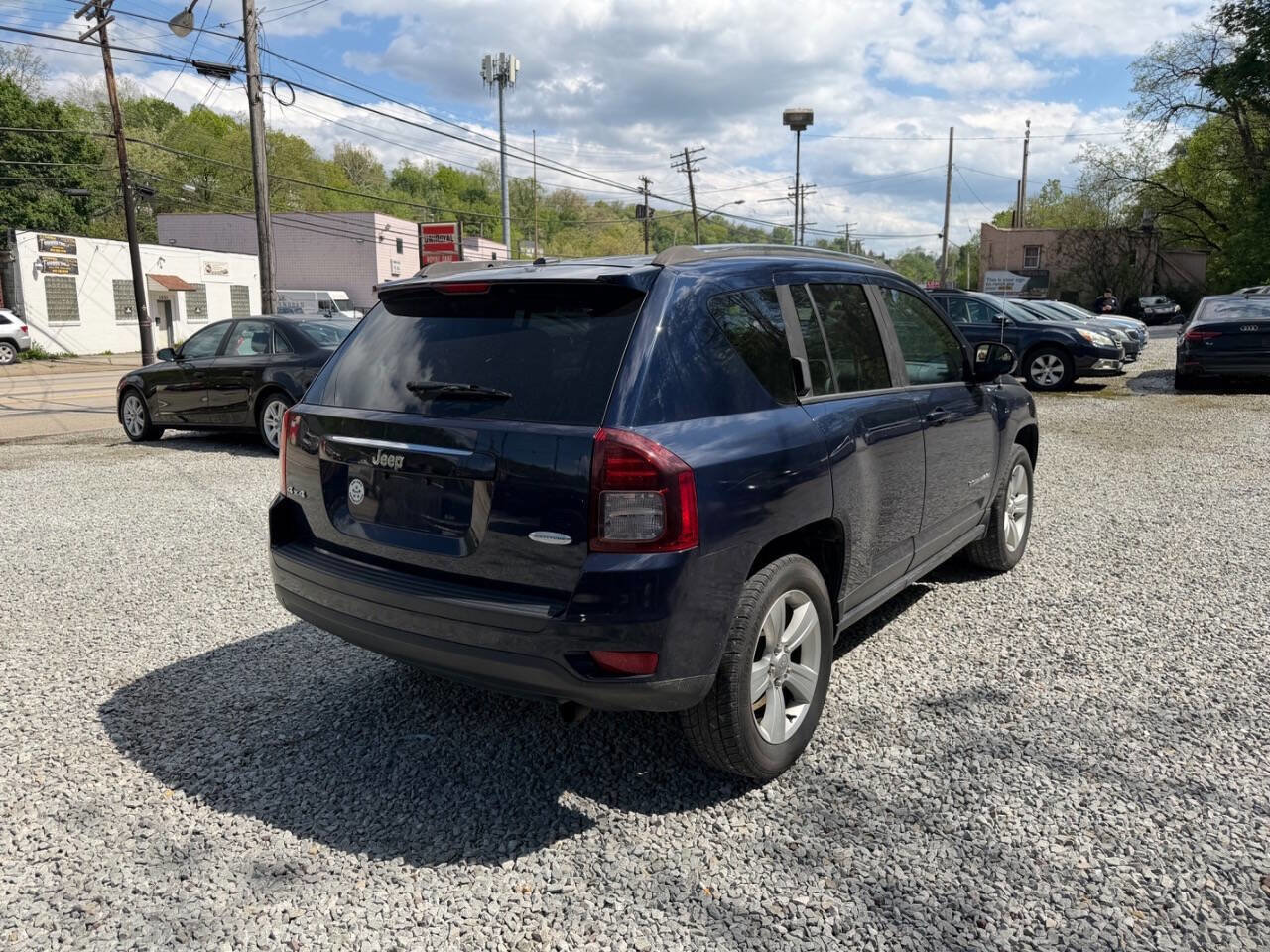 Used 2014 Jeep Compass Latitude AWD/4WD image 8