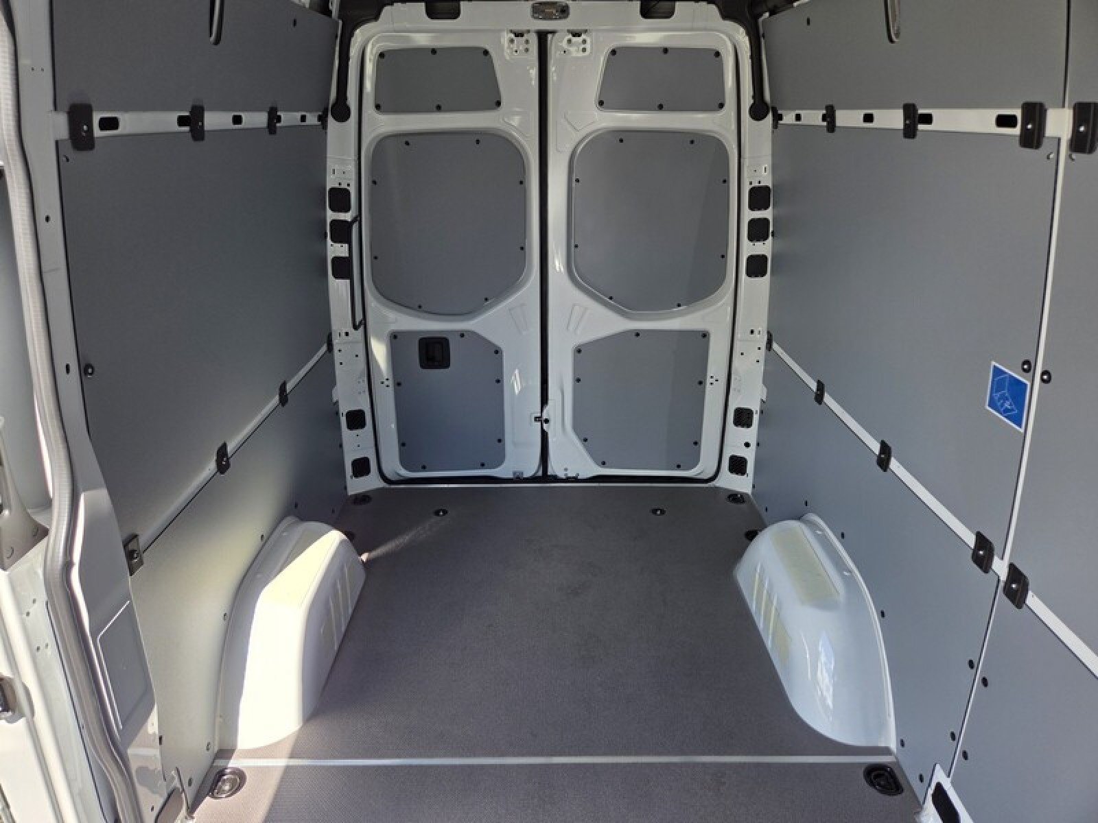 New 2026 Mercedes-Benz Sprinter 2500 image 17