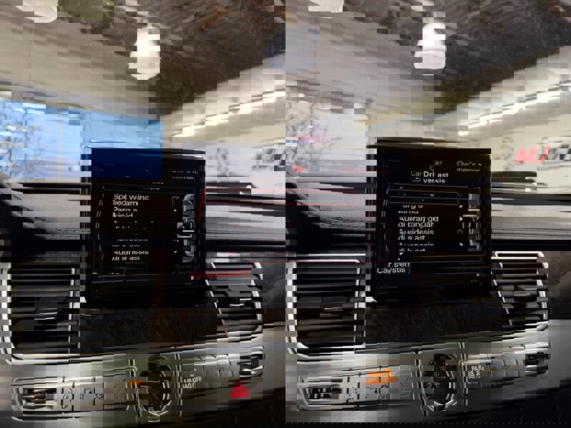 Used 2014 Audi A8 L TDI image 29