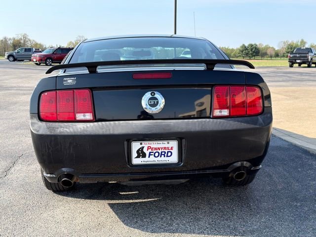Used 2009 Ford Mustang GT RWD image 6