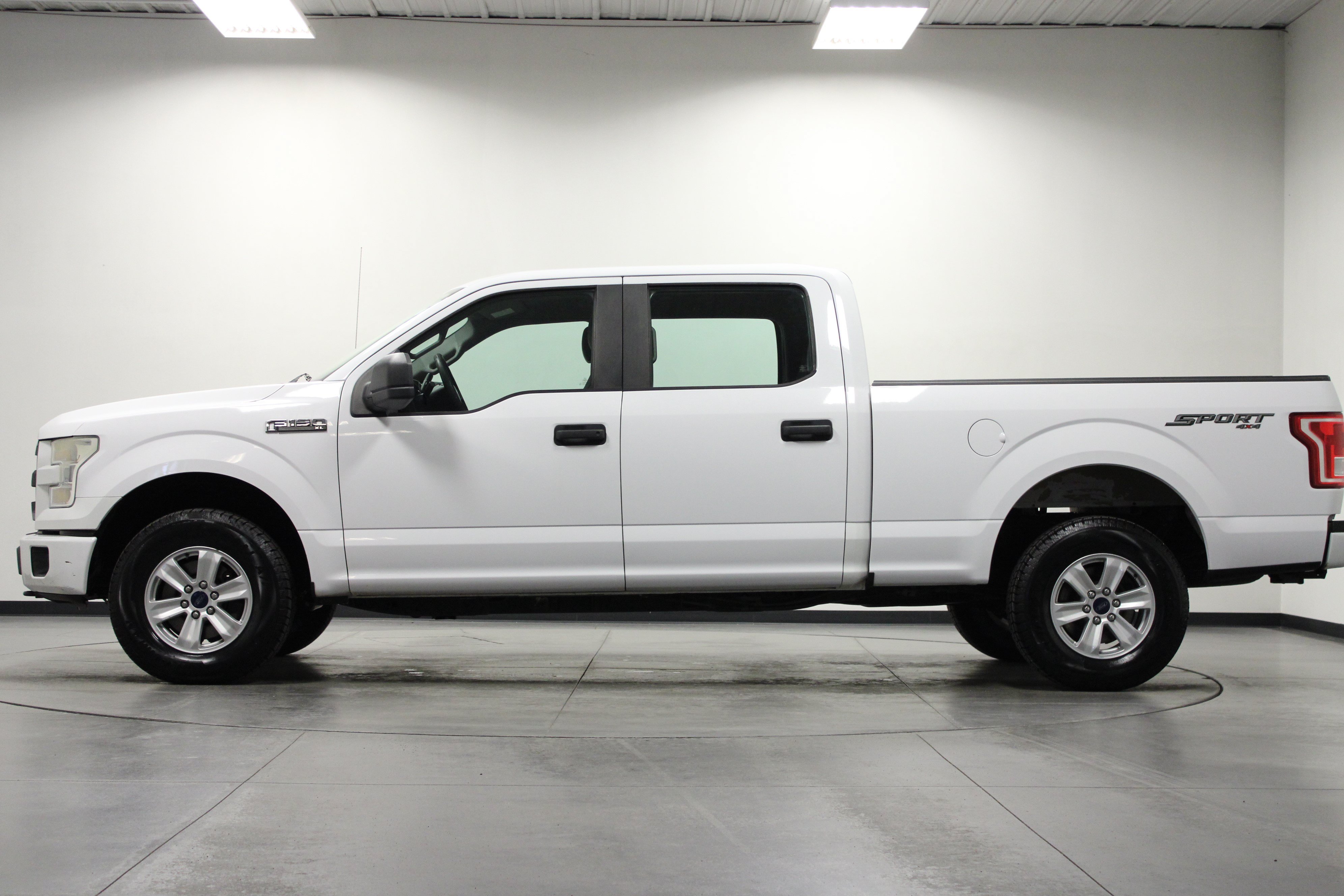 Used 2015 Ford F150 XL w/ Equipment Group 101A Mid AWD/4WD image 7
