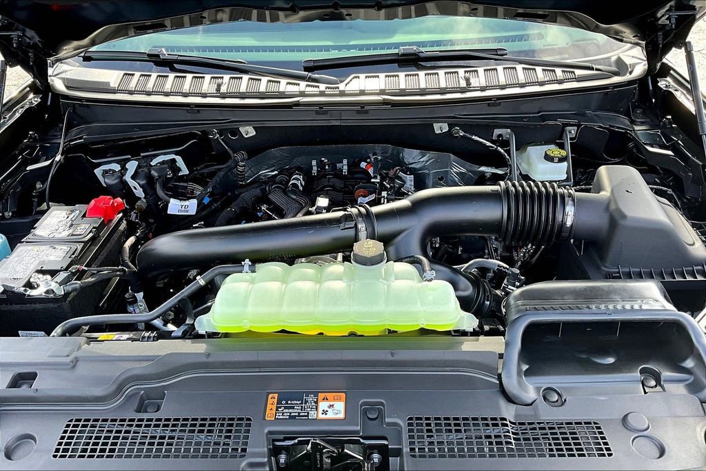 New 2026 Ford Expedition Platinum w/ Stealth Performance Package image 12