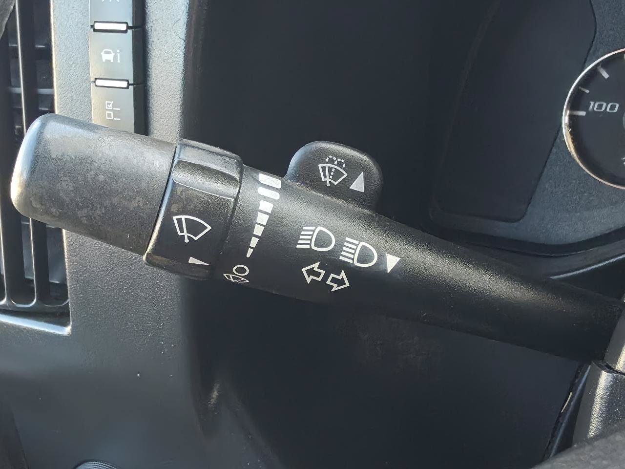Used 2013 Chevrolet Express 2500 RWD image 24