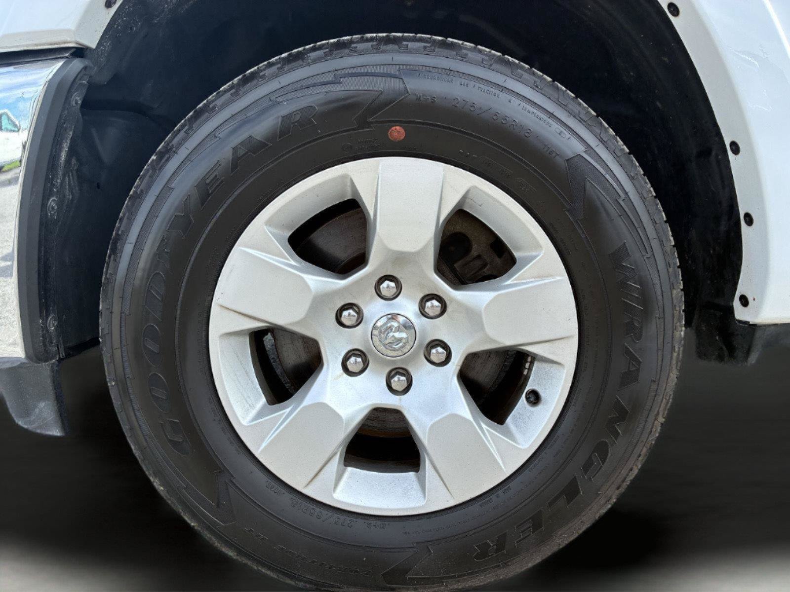 Used 2025 RAM 1500 Big Horn AWD/4WD image 33