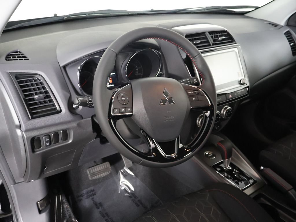 New 2027 Mitsubishi Outlander Sport LE AWD/4WD image 23