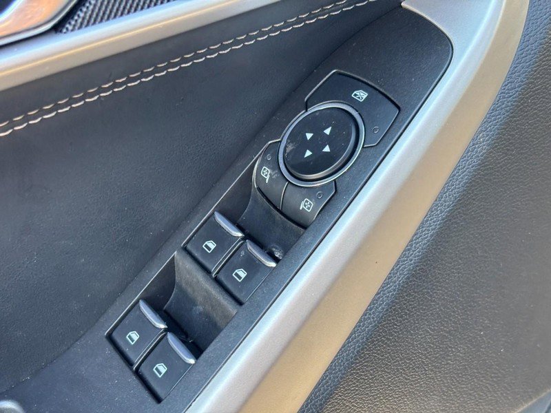 Used 2023 Ford Explorer XLT w/ Equipment Group 202A image 17