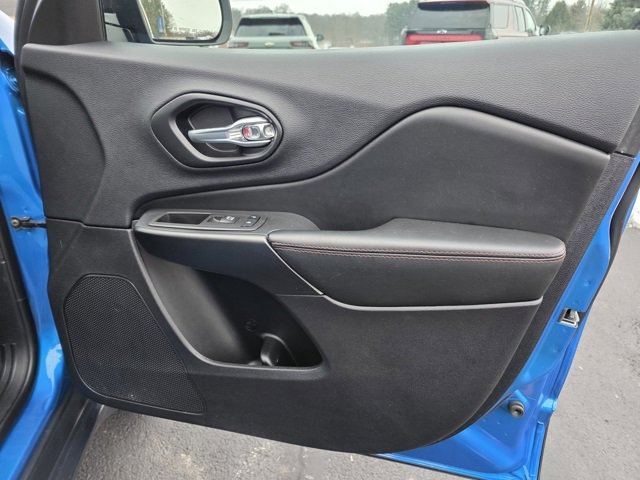 Used 2022 Jeep Cherokee Trailhawk w/ Premium Leather Package image 26