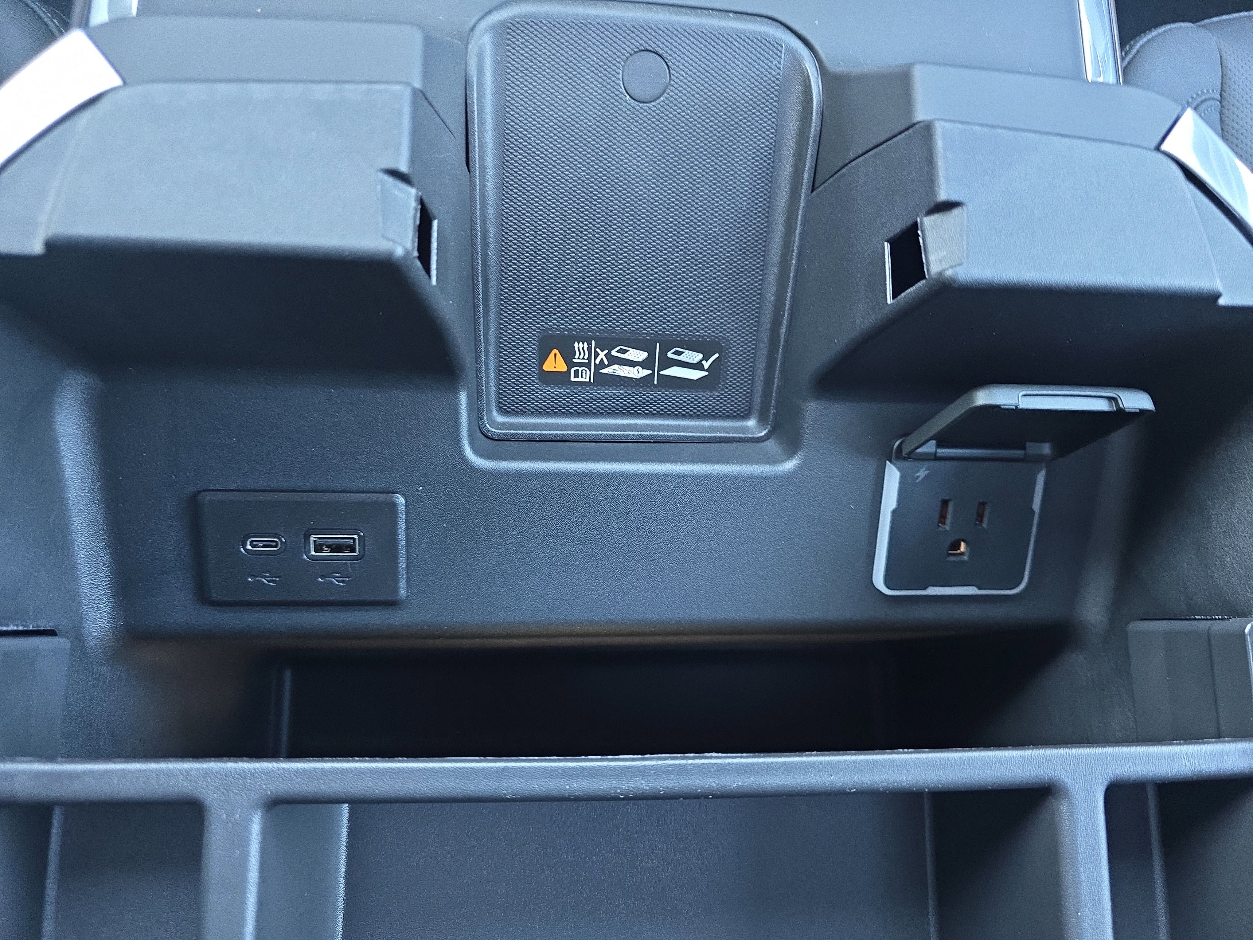 New 2026 GMC Sierra 2500 SLT w/ SLT Premium Package image 33