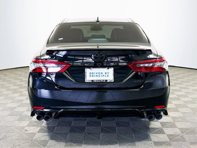 Certified 2022 Toyota Camry XSE FWD image 7