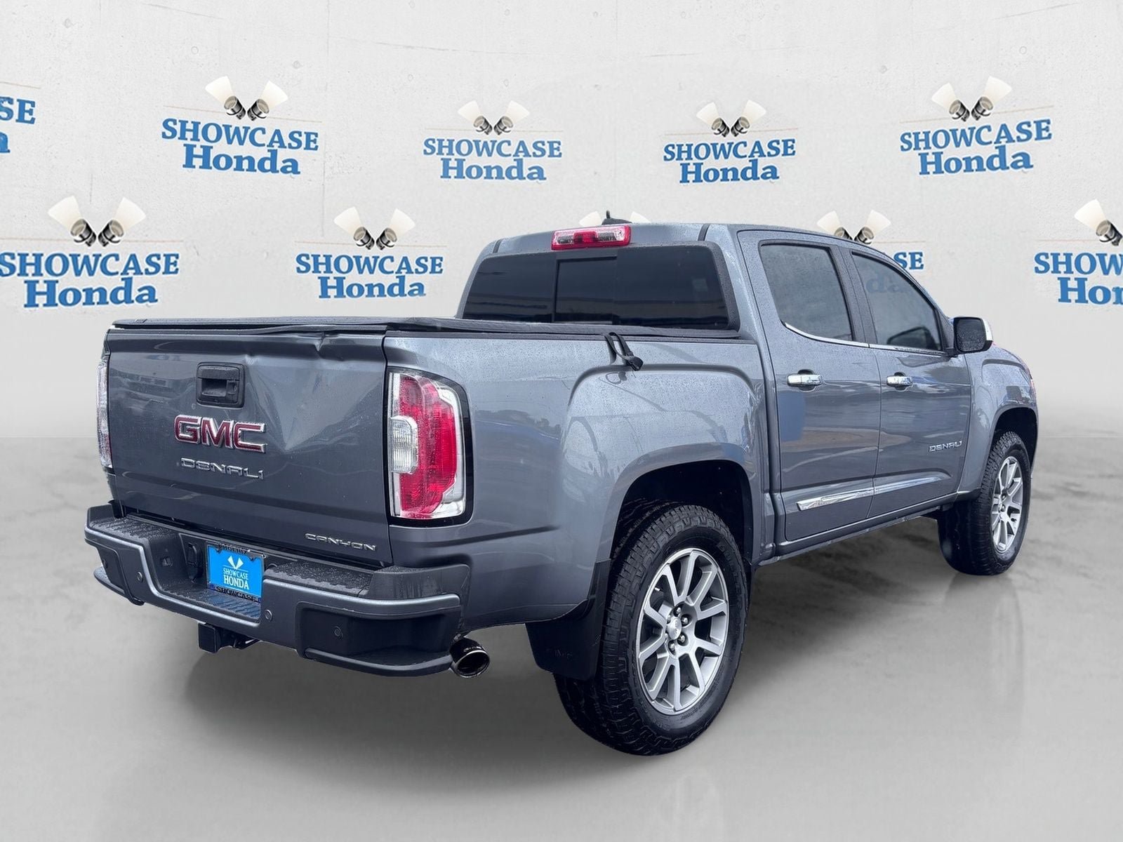 Used 2021 GMC Canyon Denali RWD image 8