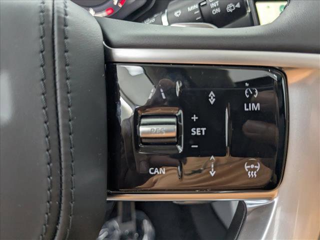 New 2026 Land Rover Range Rover Long Wheelbase SE image 14