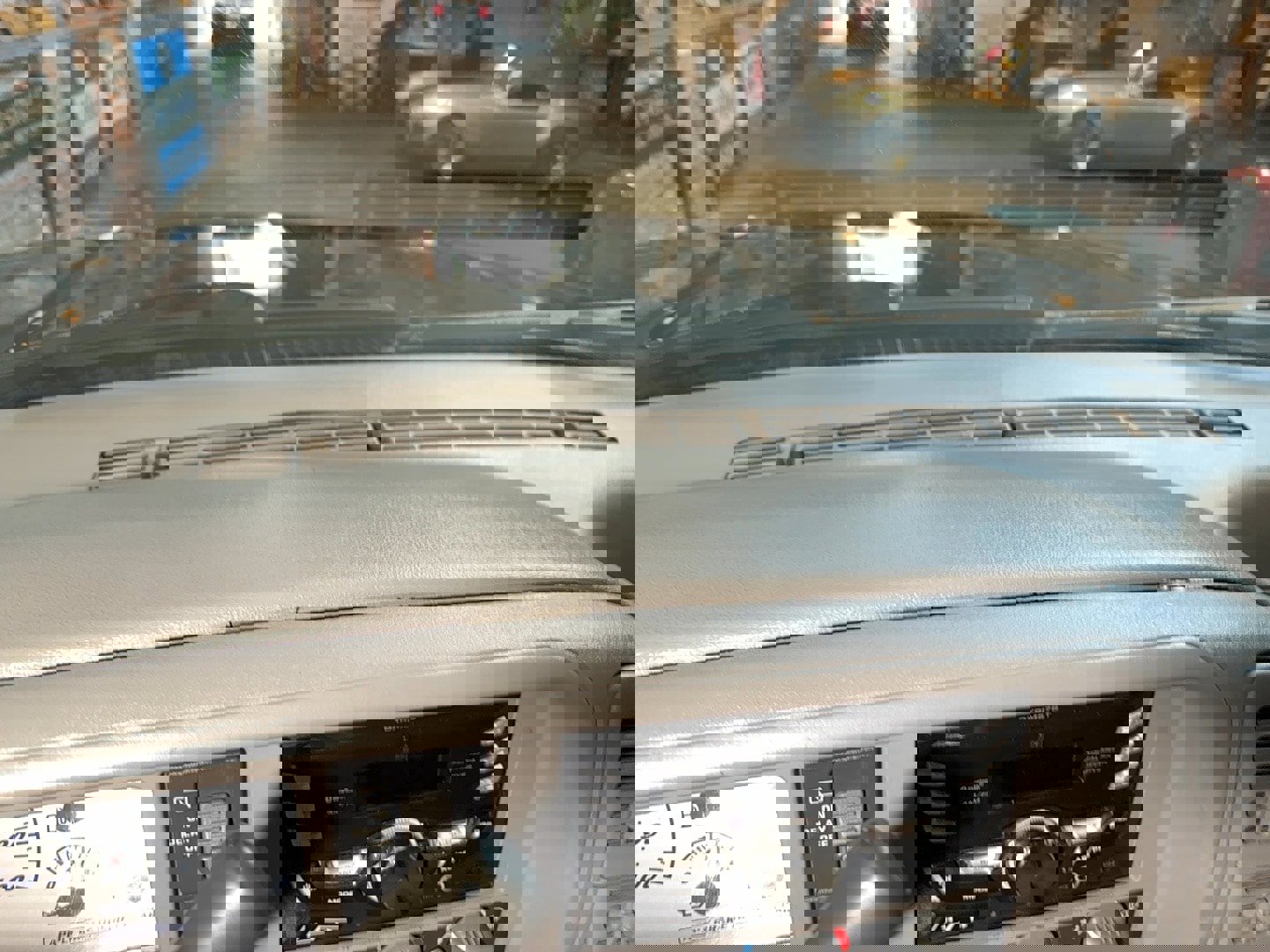 Used 1995 GMC Yukon SLE image 34