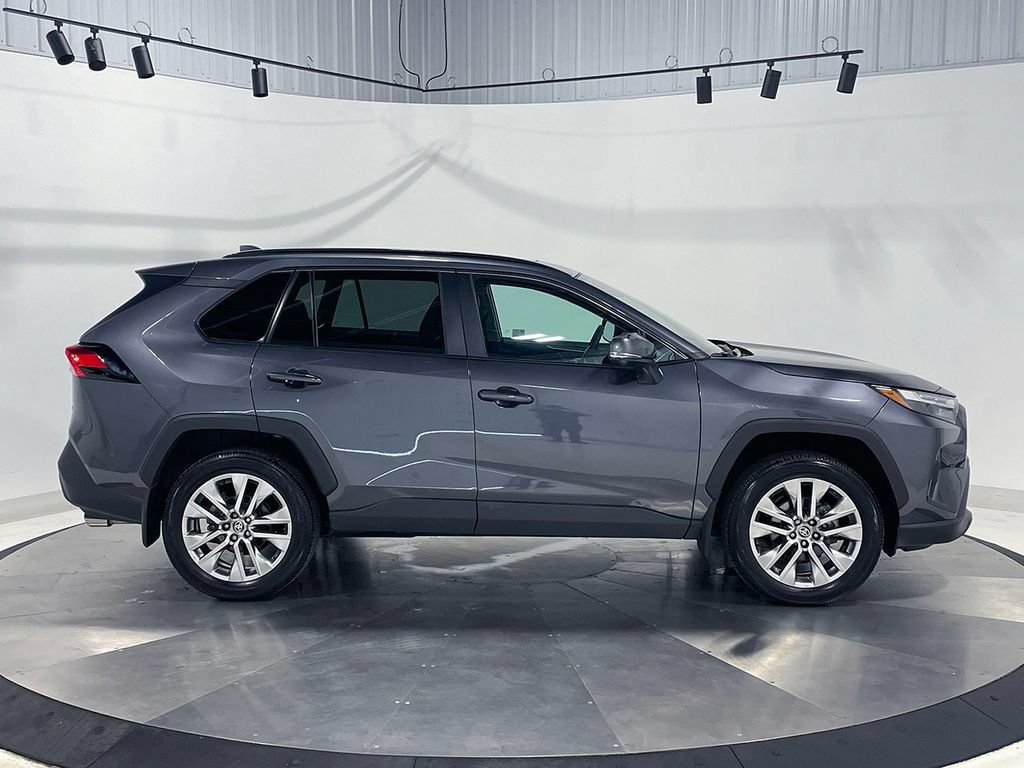 Used 2025 Toyota RAV4 XLE Premium w/ Weather Package AWD/4WD image 10
