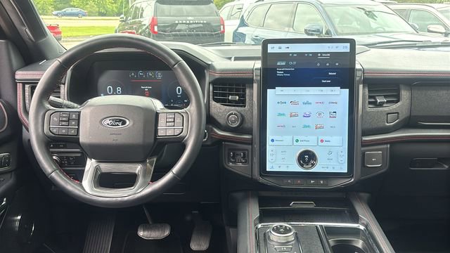 Used 2022 Ford Expedition Limited AWD/4WD image 7