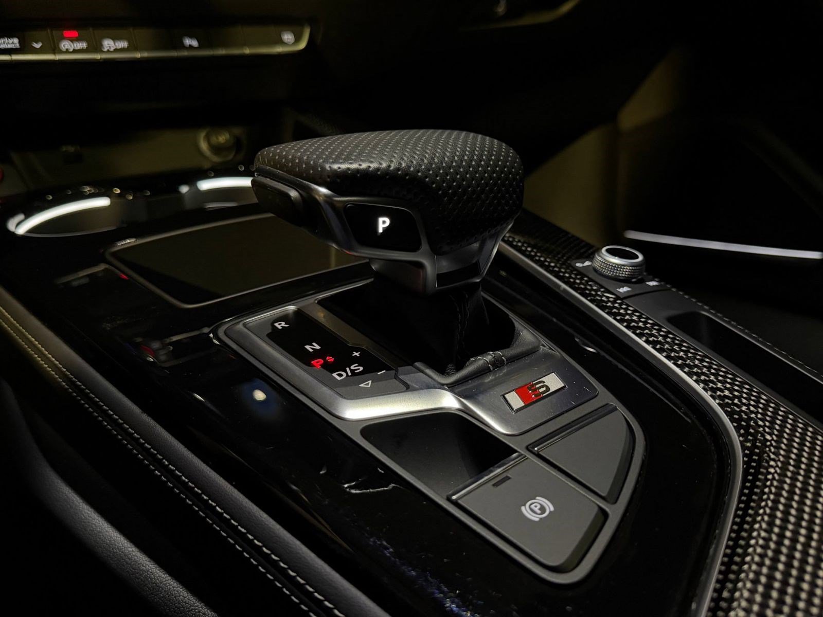 Certified 2023 Audi S4 Premium Plus w/ Premium Plus Package AWD/4WD image 17