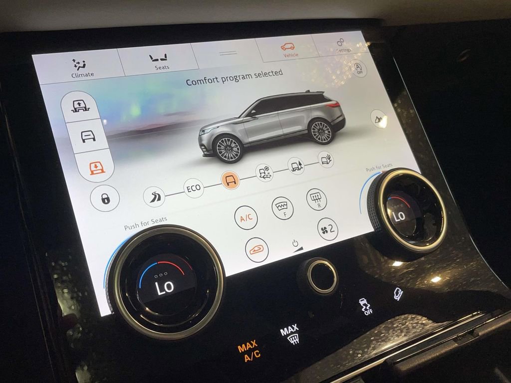 Used 2019 Land Rover Range Rover Velar R-Dynamic HSE AWD/4WD image 30