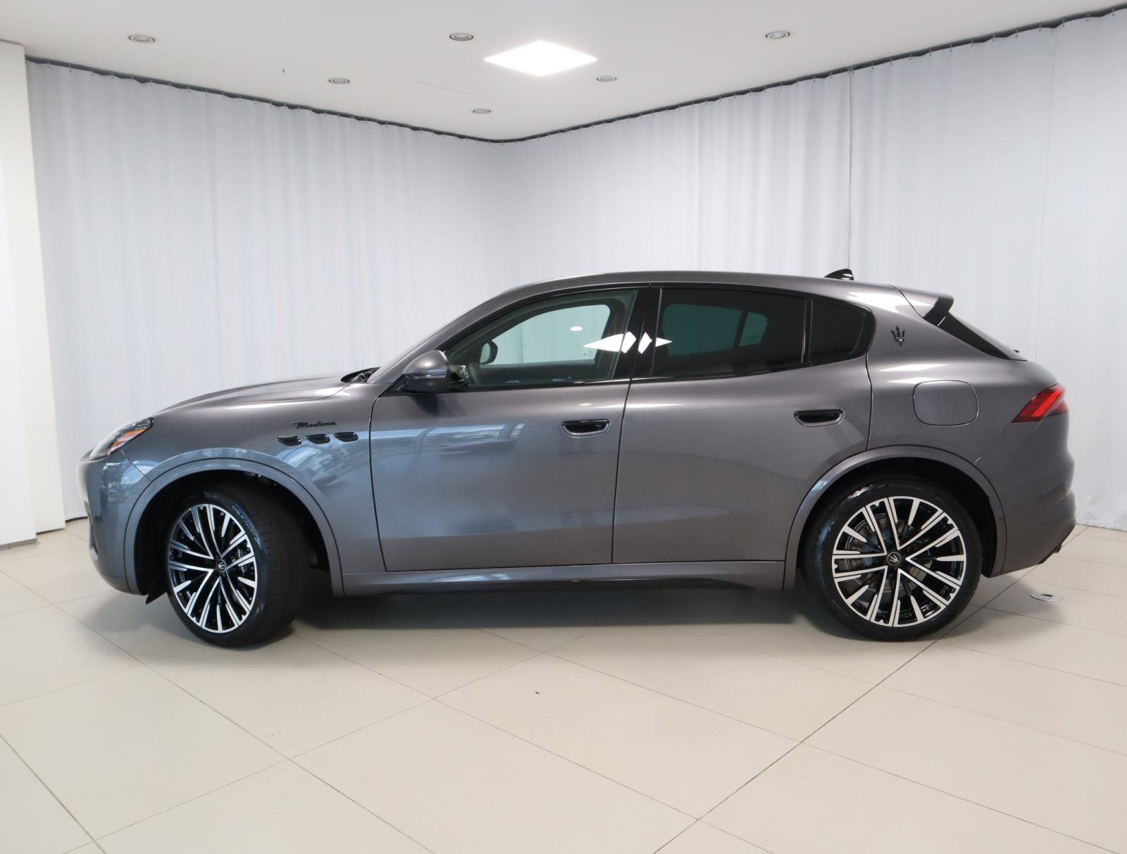 New 2025 Maserati Grecale Modena image 2