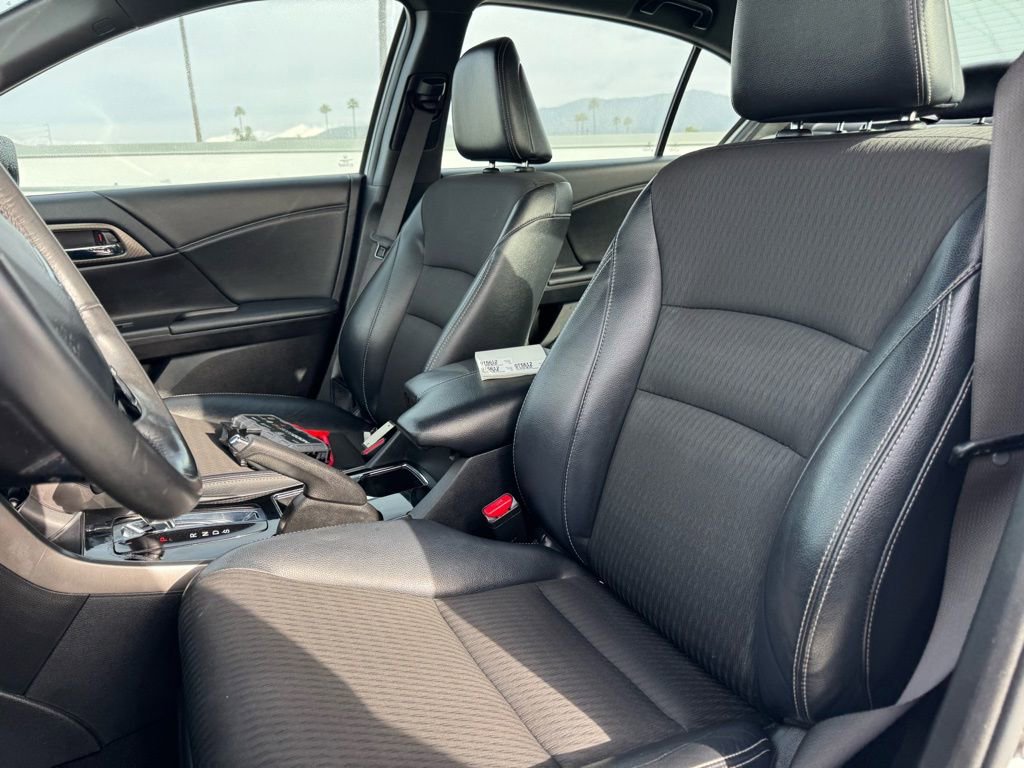 Used 2016 Honda Accord Sport image 5