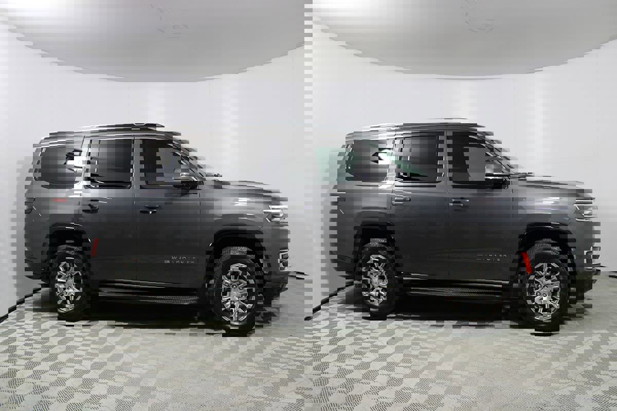 Used 2022 Jeep Wagoneer Series I image 43