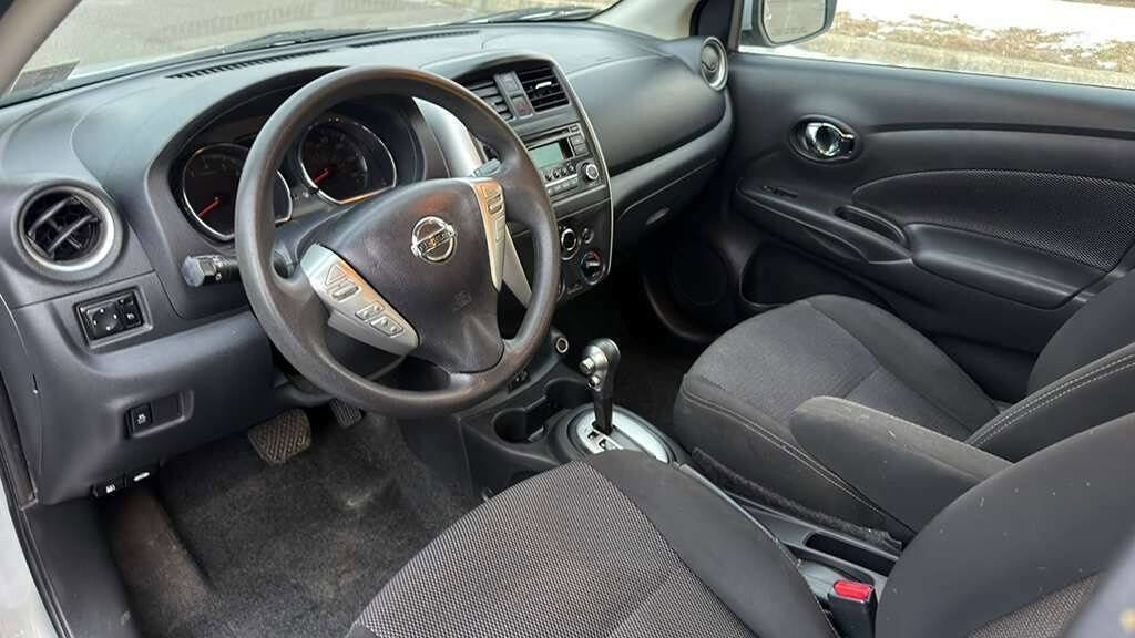 Used 2018 Nissan Versa SV image 11