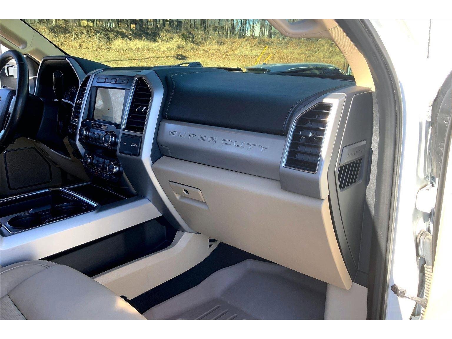 Used 2020 Ford F250 Lariat w/ Lariat Ultimate Package image 11