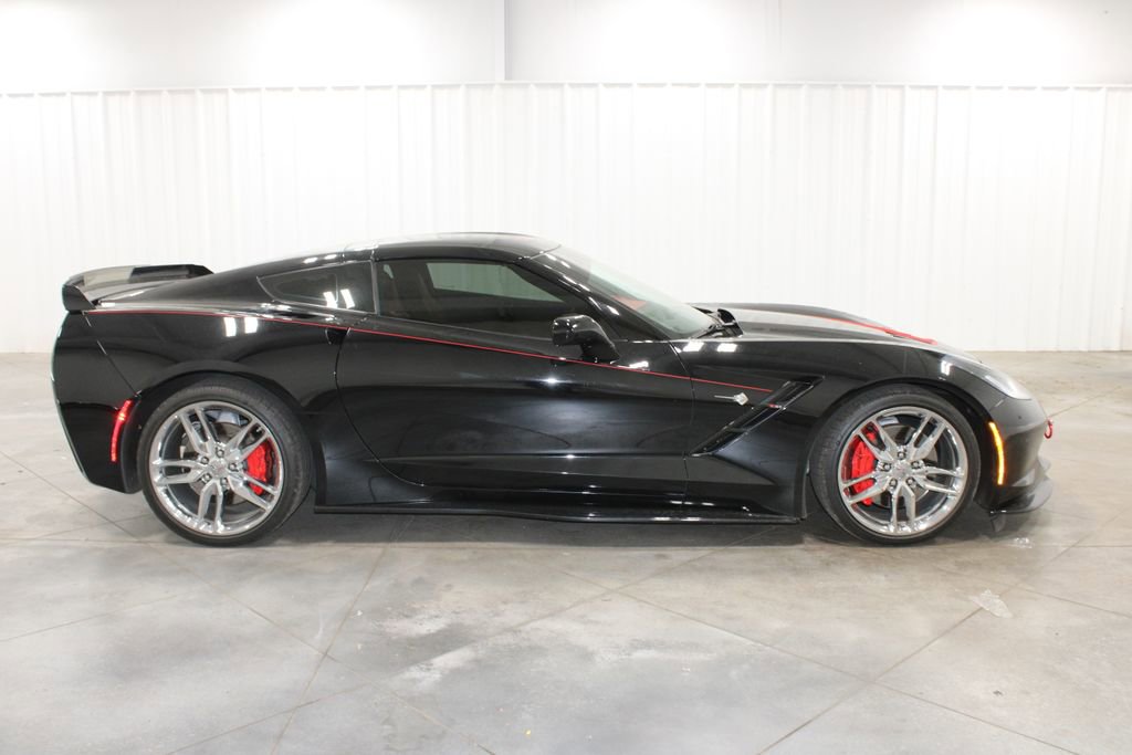 Used 2017 Chevrolet Corvette Stingray Coupe RWD image 11