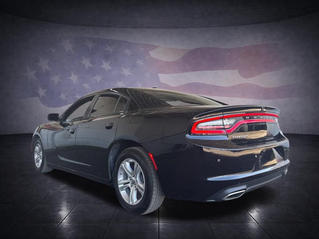 Used 2022 Dodge Charger SXT RWD image 3