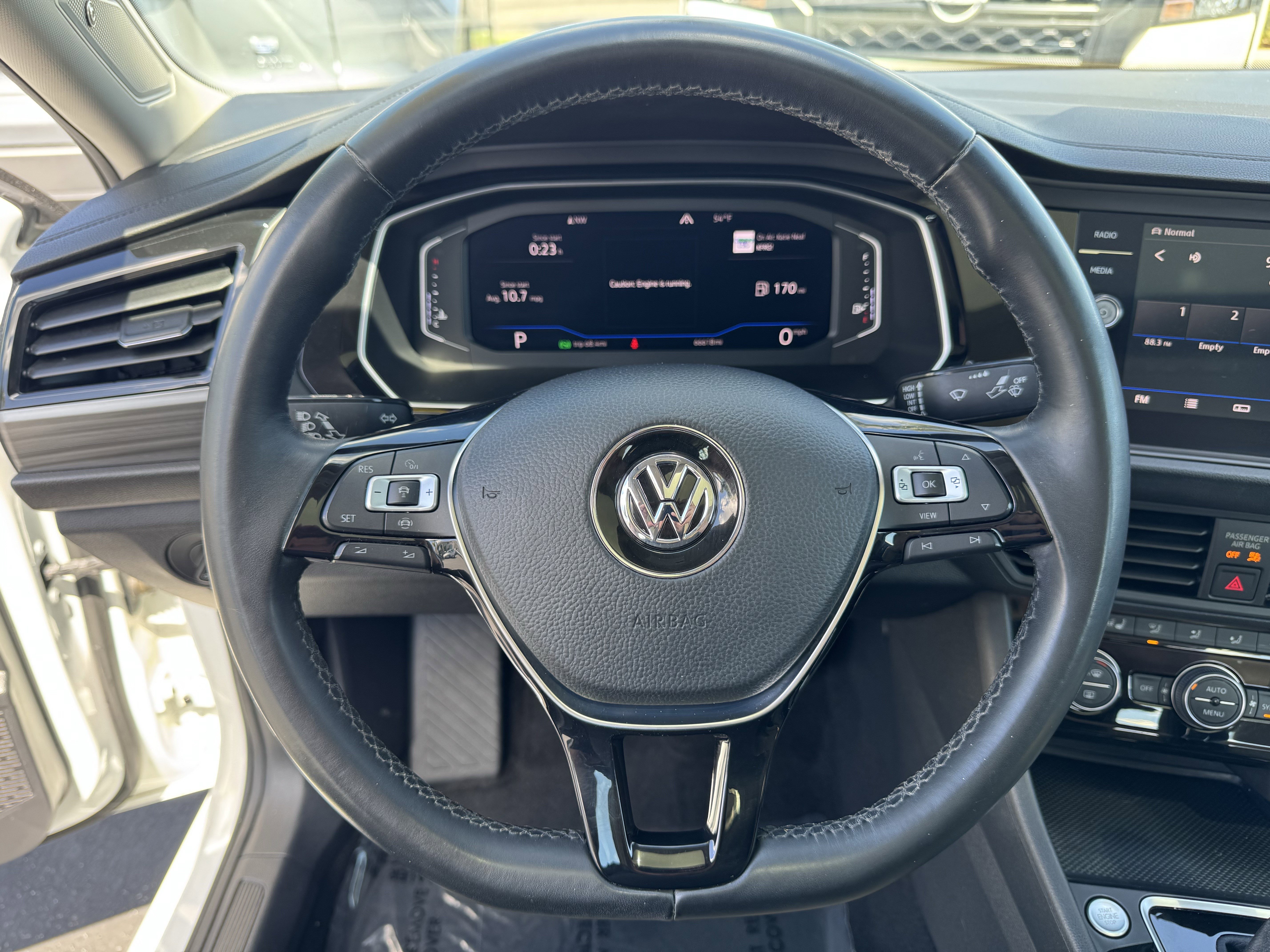 Used 2019 Volkswagen Jetta SEL image 22